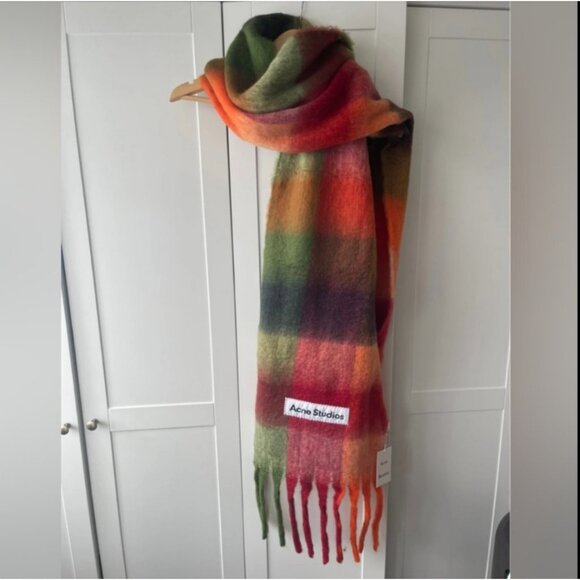 acne studios scarf - Picture 2 of 3